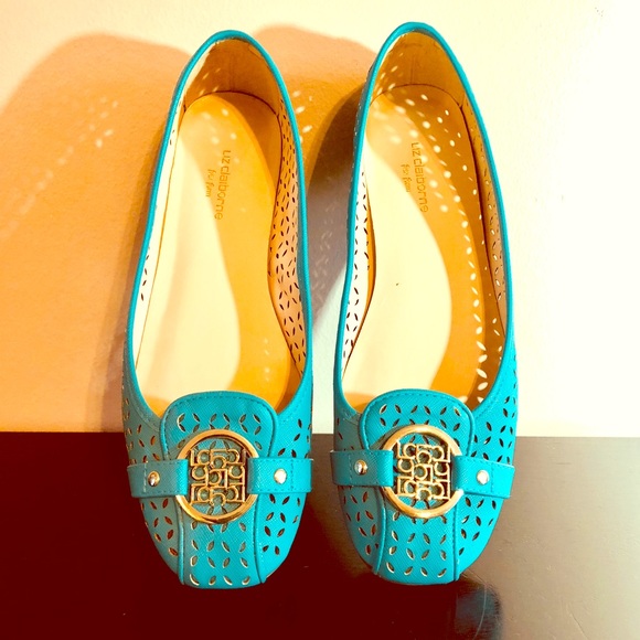 Liz Claiborne Shoes - Liz Claiborne flats - super cute teal color!
